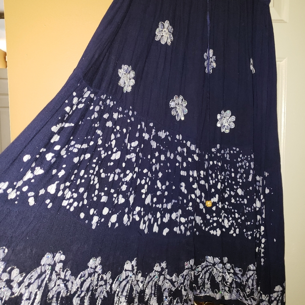 Navy Floral Skirt - Picture 5 of 8